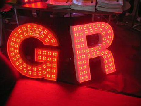 华坪LED发光字有哪些优势？